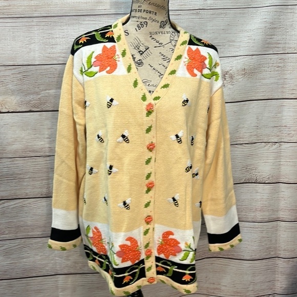 Storybook Knits Cardigan Sweater “Bee Lines” Bumblebee Embellished Floral Lg - Picture 1 of 10